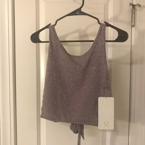 Lululemon it’s a tie tank